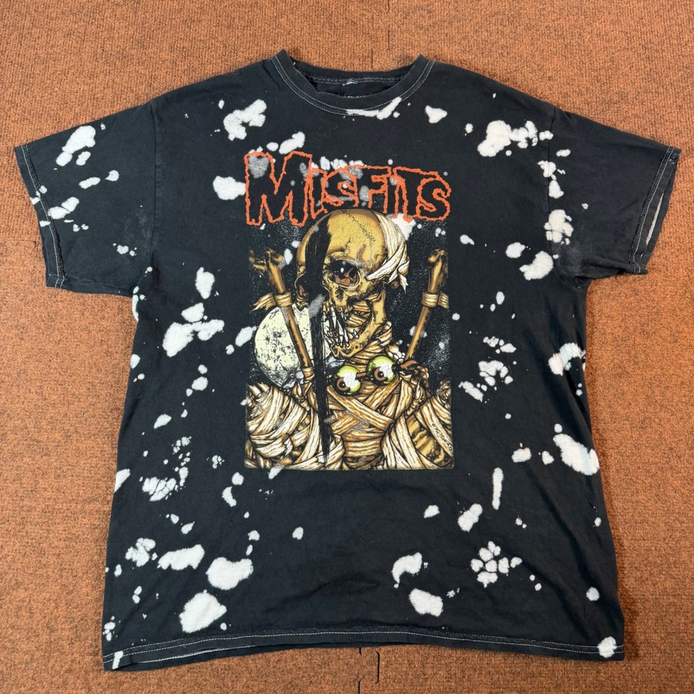 Misfits Band Graphic T-Shirt Mens Large Black Bleach Dye Mummy Skull Punk Rock